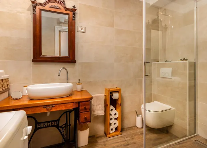 Apartment In With Private Sauna And Whirlpool Bathtube