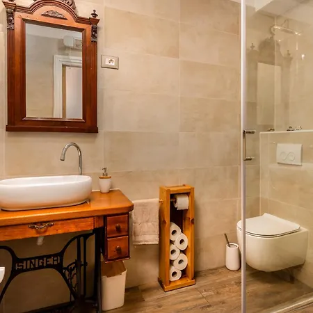 Apartament In With Private Sauna And Whirlpool Bathtube