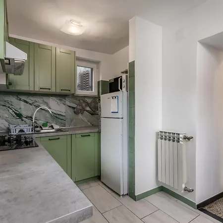 In With Private Sauna And Whirlpool Bathtube Apartament *